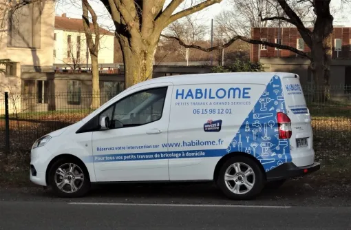 HABILOME société de services à la personne ne passe pas inaperçue sur Lyon !, Lyon, HABILOME