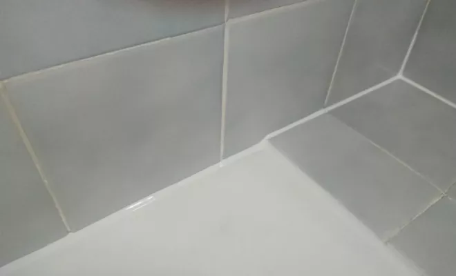 Réfection joint-silicone sur Lyon, Lyon, HABILOME